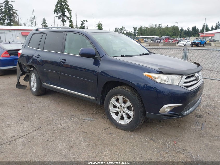 2013 Toyota Highlander VIN 5TDBK3EH1DS222116 IAAI salvage auction — REAR END, Bill Of Sale (Washington), sold $3,000 on 2026-07-22 (photo 1)