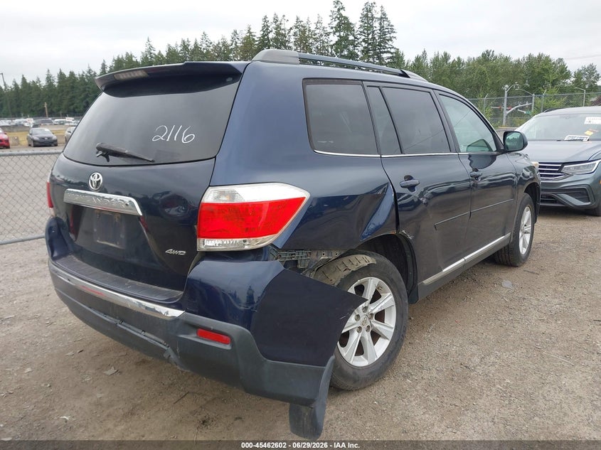2013 Toyota Highlander VIN 5TDBK3EH1DS222116 IAAI salvage auction — REAR END, Bill Of Sale (Washington), sold $3,000 on 2026-07-22 (photo 4)