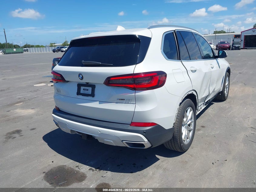 2020 BMW X5 VIN 5UXCR4C00L9C89212 IAAI salvage auction — RIGHT SIDE, Rebuildable (Florida), sold $20,300 on 2026-07-13 (photo 4)