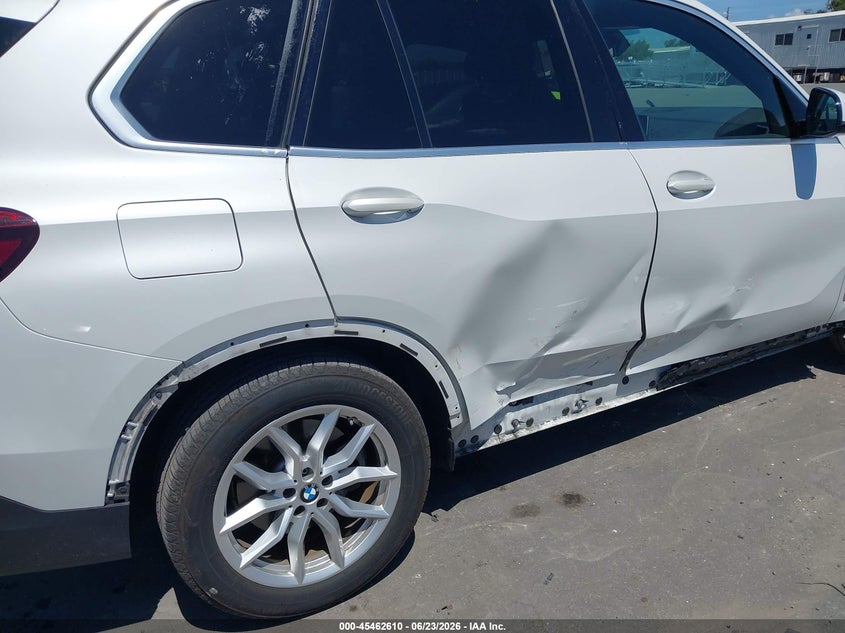 2020 BMW X5 VIN 5UXCR4C00L9C89212 IAAI salvage auction — RIGHT SIDE, Rebuildable (Florida), sold $20,300 on 2026-07-13 (photo 6)