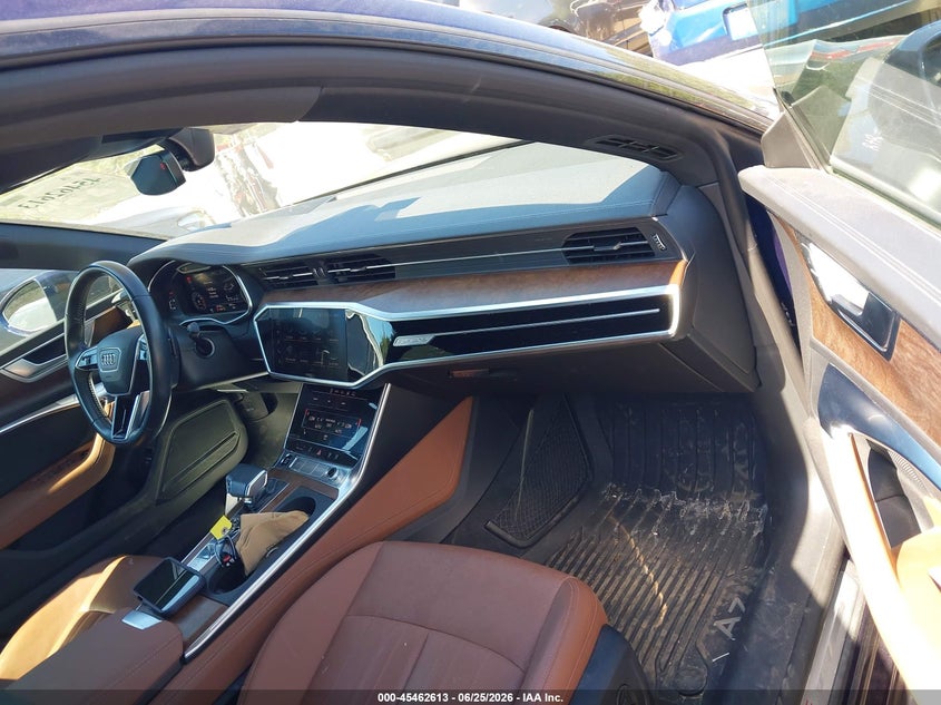 2021 Audi A7 VIN WAUU2AF26MN014100 IAAI salvage auction — FRONT END, Salvage (Massachusetts), sold $17,500 on 2026-07-28 (photo 5)