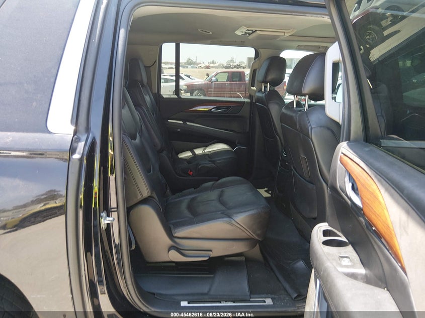 2015 Cadillac VIN 1GYS4TKJ3FR665963 IAAI salvage auction — SIDE, Salvage Title, sold $4,650 on 2026-08-02 (photo 8)