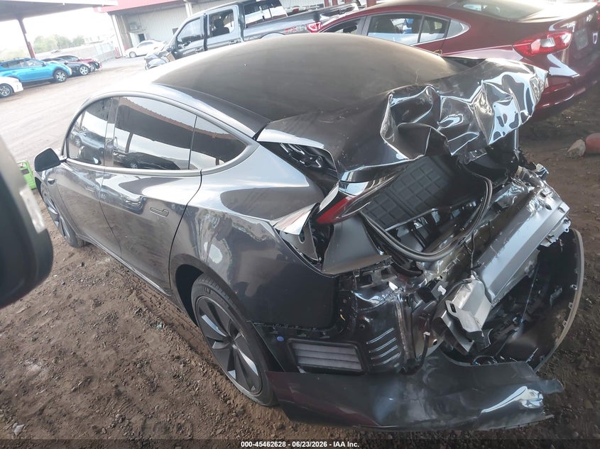 2026 Tesla Model 3 VIN 5YJ3E1EA6TF195226 IAAI salvage auction — REAR END, Salvage Title, sold $9,900 on 2026-08-02 (photo 3)