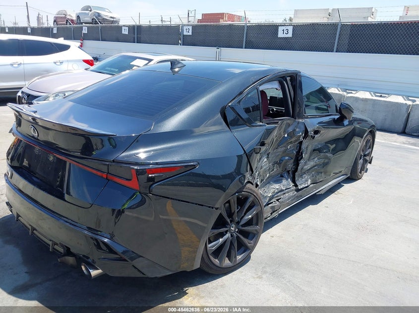 2022 Lexus Is VIN JTHDA1D24N5121848 IAAI salvage auction — SIDE, Wait Title, sold $11,900 on 2026-08-31 (photo 6)