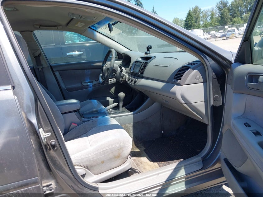 2002 Toyota Camry VIN JTDBE32K720060824 IAAI salvage auction — NORMAL WEAR, Clear (Washington), sold $400 on 2026-07-22 (photo 5)