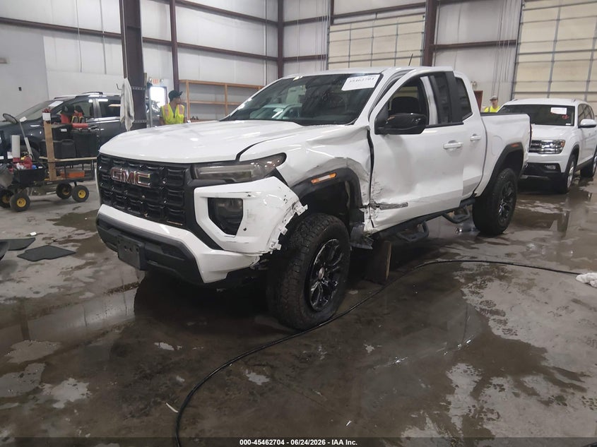 2024 Gmc Canyon VIN 1GTP5BEK9R1109859 IAAI salvage auction — LEFT SIDE, Wait Title, sold $8,800 on 2026-08-22 (photo 2)