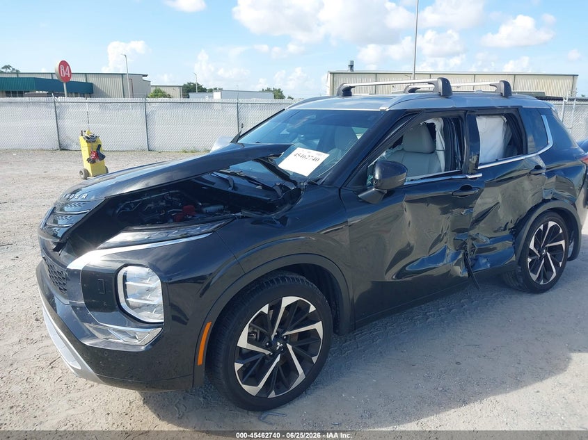 2024 Mitsubishi Outlander VIN JA4J4WA88RZ032620 IAAI salvage auction — LEFT SIDE, Salvage Title, sold $4,150 on 2026-07-21 (photo 6)