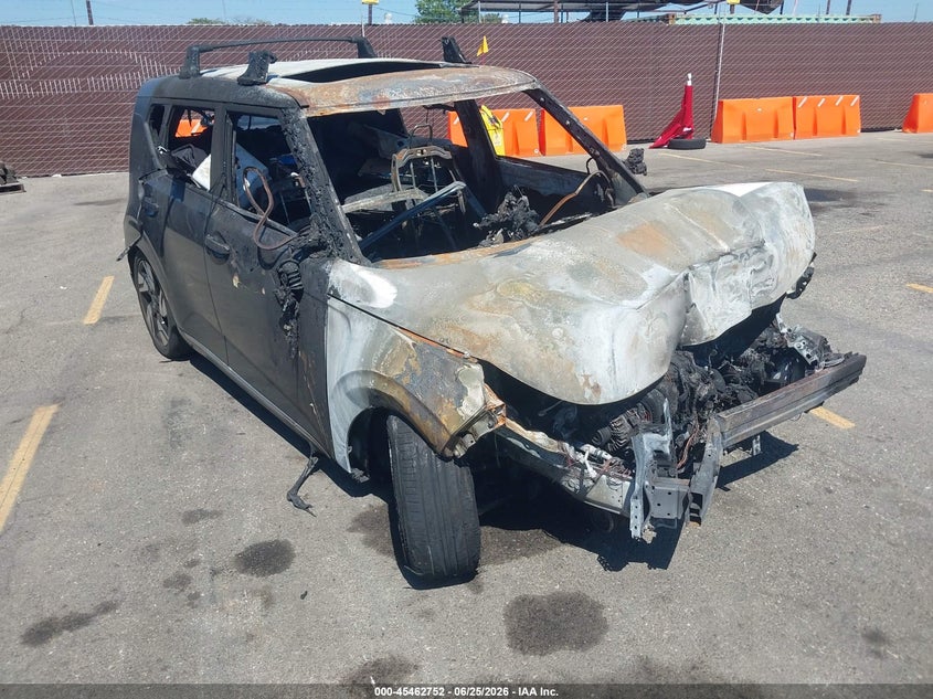 2023 Kia Soul VIN KNDJ53AUXP7884622 IAAI salvage auction — BURN, Salvage (California), sold $100 on 2026-07-29 (photo 1)
