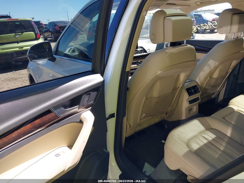 2018 Audi Q5 VIN WA1BNAFY8J2234366 IAAI salvage auction — NORMAL WEAR, Clear (Indiana), sold $4,300 on 2026-07-29 (photo 8)