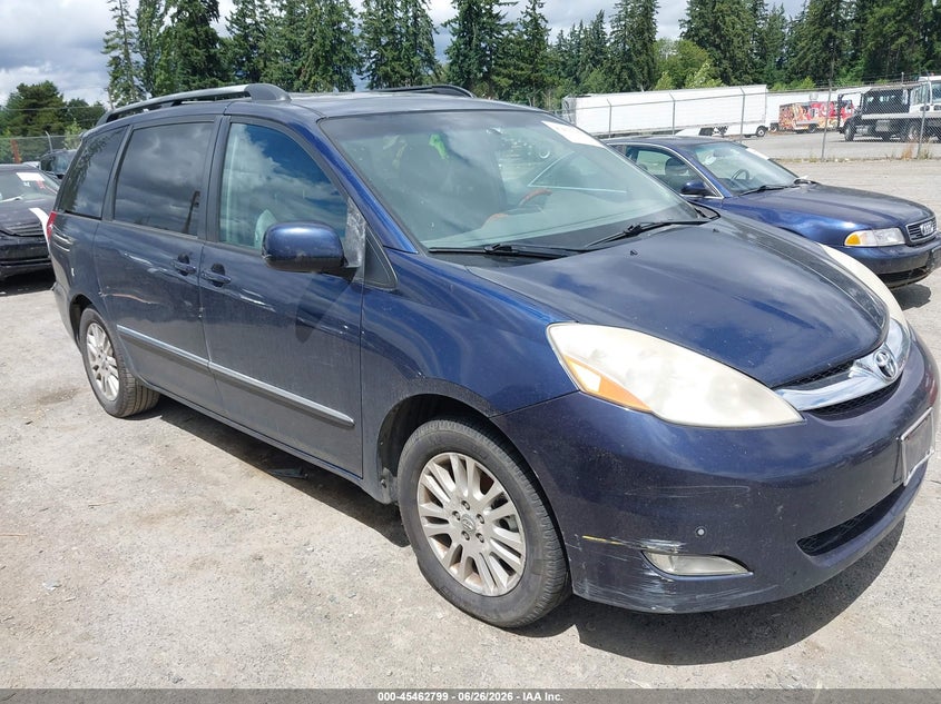 2007 Toyota Sienna VIN 5TDZK22C27S062284 IAAI salvage auction — NORMAL WEAR, Clear (Washington), sold $450 on 2026-07-08 (photo 1)