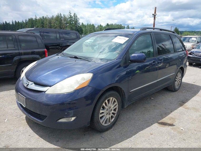 2007 Toyota Sienna VIN 5TDZK22C27S062284 IAAI salvage auction — NORMAL WEAR, Clear (Washington), sold $450 on 2026-07-08 (photo 2)