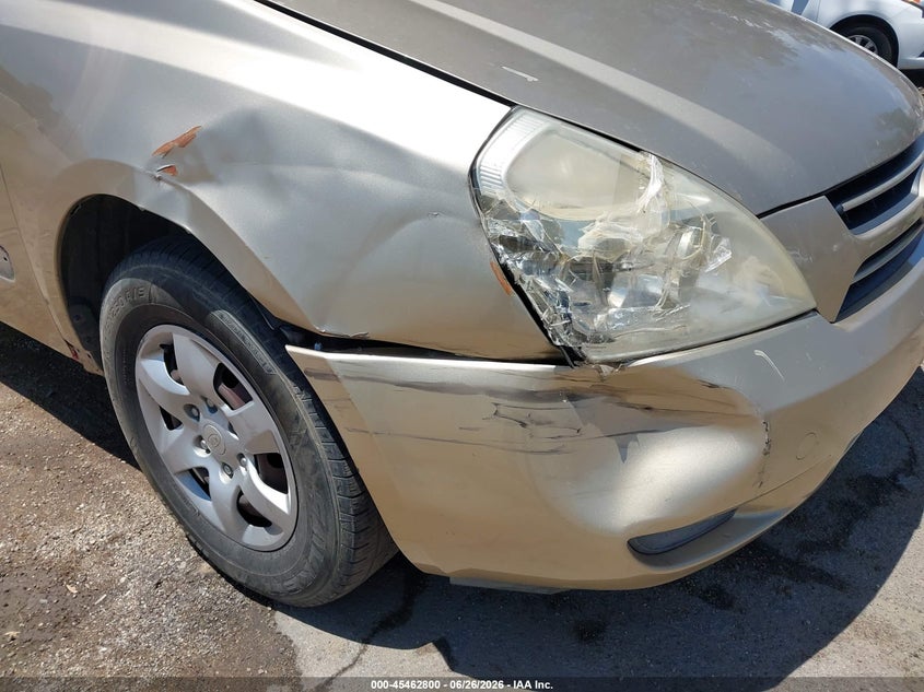 2007 Kia SEDONA VIN KNDMB233276109130 IAAI salvage auction — RIGHT SIDE, Salvage (California), sold $25 on 2026-07-21 (photo 6)