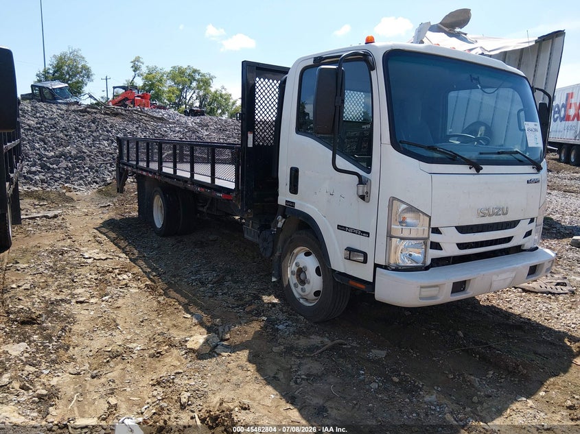 2017 Isuzu Npr hd VIN 54DC4W1B4HS808240 IAAI salvage auction — NORMAL WEAR, Clear (Tennessee), sold $17,500 on 2026-08-26 (photo 1)