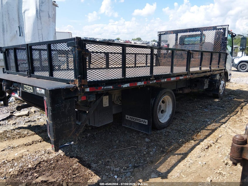 2017 Isuzu Npr hd VIN 54DC4W1B4HS808240 IAAI salvage auction — NORMAL WEAR, Clear (Tennessee), sold $17,500 on 2026-08-26 (photo 4)