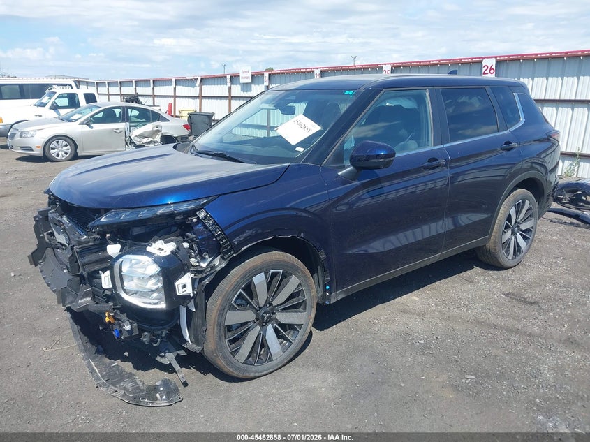 2026 Mitsubishi Outlander VIN JA4J3VAB2TZ044035 IAAI salvage auction — FRONT END, Enterprise Vehicles Clear Only (Washington), sold $7,000 on 2026-07-08 (photo 2)