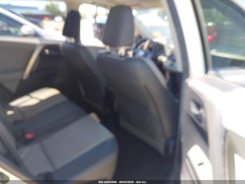2013 Toyota Rav 4 VIN JTMYFREV8DD001700 IAAI salvage auction — NORMAL WEAR, Original (Ohio), sold $4,750 on 2026-07-07 (photo 8)