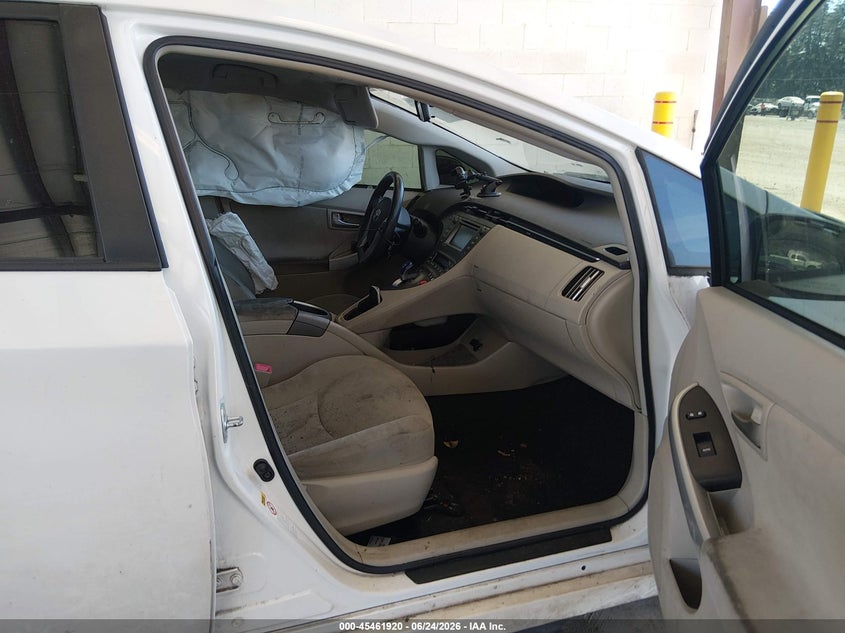 2013 Toyota Prius VIN JTDKN3DU6D0340624 IAAI salvage auction — FRONT & REAR, Bill Of Sale (Washington), sold $900 on 2026-07-13 (photo 5)