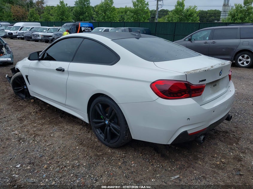 2017 BMW 4er VIN WBA4P3C31HK528695 IAAI salvage auction — FRONT END, Mv-907A (New York), sold $11,300 on 2026-07-28 (photo 3)