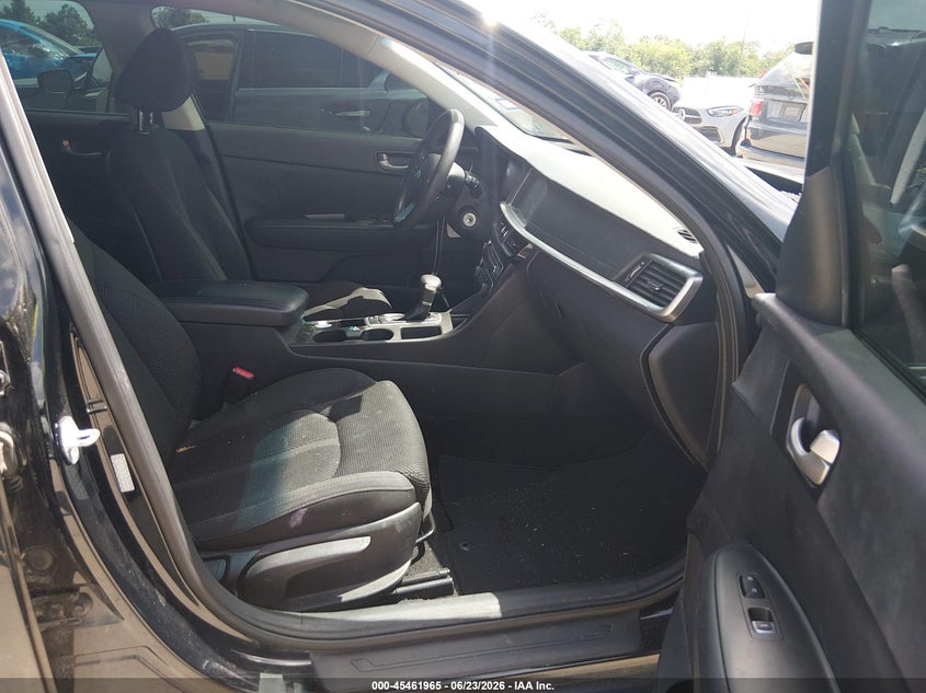 2019 Kia Optima VIN 5XXGT4L32KG349746 IAAI salvage auction — NORMAL WEAR, Original (Texas), sold $25 on 2026-07-24 (photo 5)