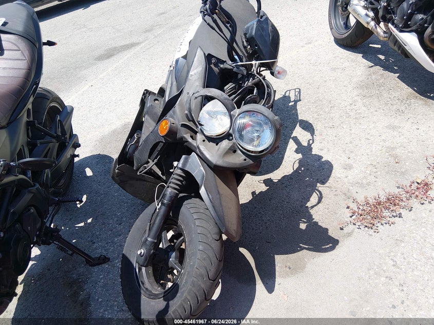 2018 Yamaha VIN RKRSA43A3JA125791 IAAI salvage auction — FRONT & REAR, Salvage (California), sold $100 on 2026-07-22 (photo 5)