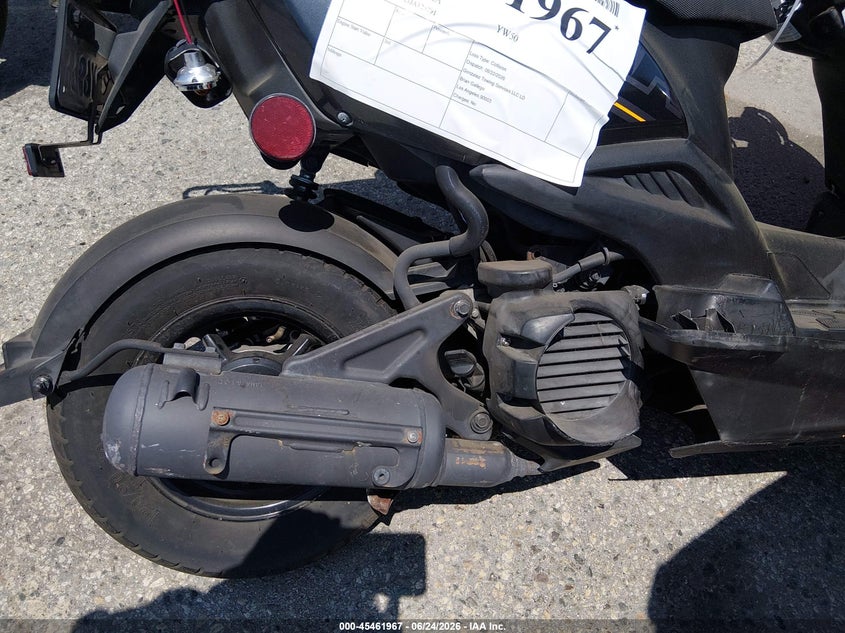 2018 Yamaha VIN RKRSA43A3JA125791 IAAI salvage auction — FRONT & REAR, Salvage (California), sold $100 on 2026-07-22 (photo 8)