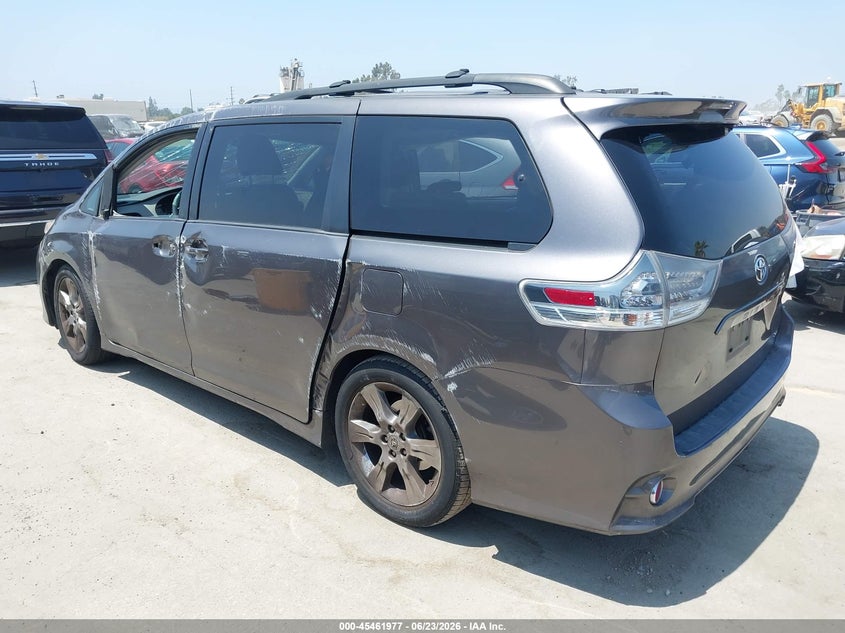 2012 Toyota Sienna VIN 5TDXK3DC2CS276888 IAAI salvage auction — ROLLOVER, Salvage Title, sold $650 on 2026-07-29 (photo 3)