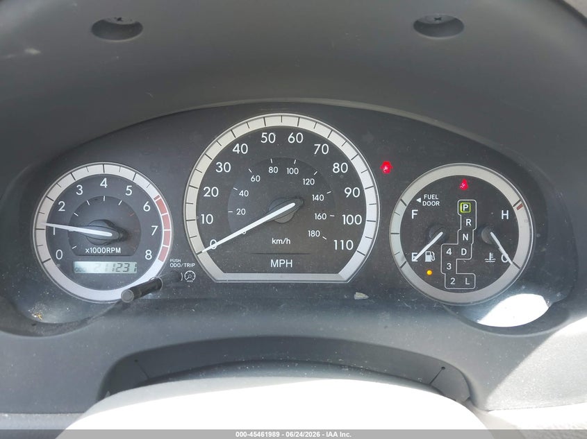 2005 Toyota Sienna VIN 5TDBA22C75S041206 IAAI salvage auction — NORMAL WEAR, Clear (Washington), sold $1,000 on 2026-07-22 (photo 7)