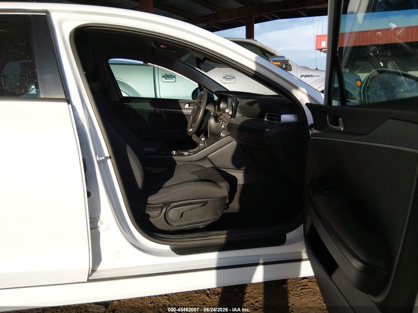 2023 Kia K5 VIN 5XXG14J27PG178838 IAAI salvage auction — REAR END, Salvage Title, sold $4,000 on 2026-07-28 (photo 5)