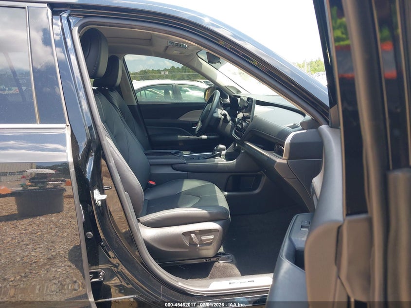 2024 Toyota VIN 5TDAAAB58RS000094 IAAI salvage auction — FRONT END, Salvage Title, sold $20,400 on 2026-07-31 (photo 5)