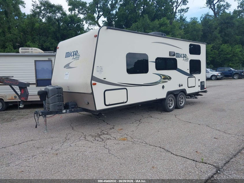 2016 Forest river Other VIN 4X4TFLY27GD406468 IAAI salvage auction — WATER/FLOOD, Salvage (Kansas), sold $275 on 2026-10-08 (photo 4)