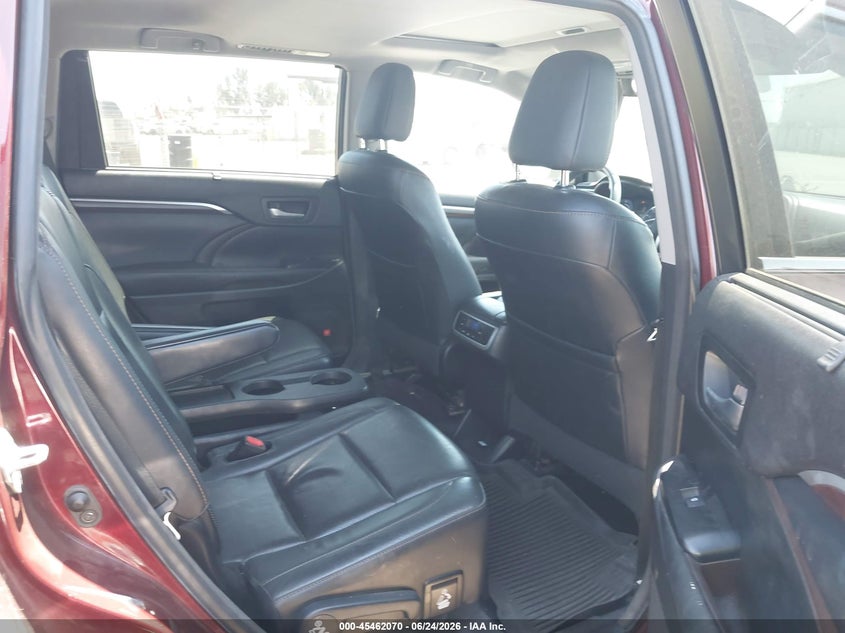 2016 Toyota Highlander VIN 5TDDCRFH9GS016439 IAAI salvage auction — RIGHT SIDE, Salvage Title, sold $7,275 on 2026-07-28 (photo 8)