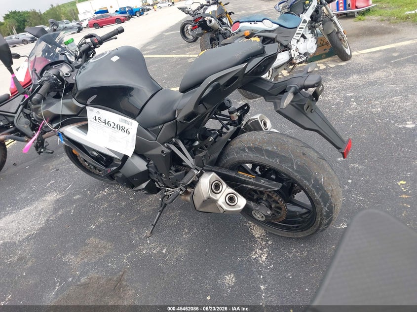2019 Kawasaki Zx VIN JKAZXCW1XKA021157 IAAI salvage auction — RIGHT SIDE, Rebuildable (Florida), sold $3,700 on 2026-07-08 (photo 3)