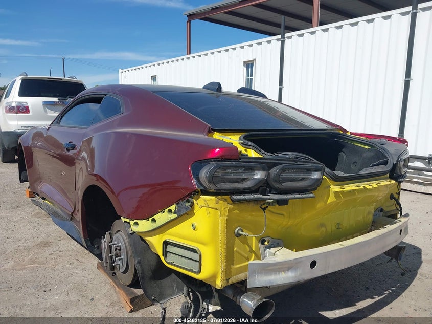 2018 Chevrolet Camaro VIN 1G1FK1R6XJ0139323 IAAI salvage auction — THEFT, Salvage (California), sold $10,000 on 2026-07-28 (photo 3)