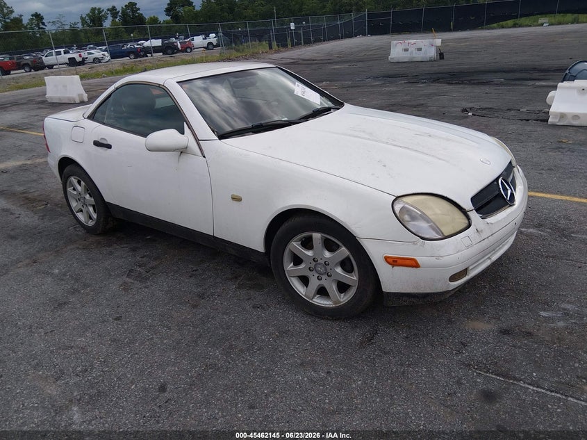 1998 Mercedes-benz Slk-klasse VIN WDBKK47F2WF065604 IAAI salvage auction — NORMAL WEAR, Clear (South Carolina), sold $350 on 2026-07-29 (photo 1)