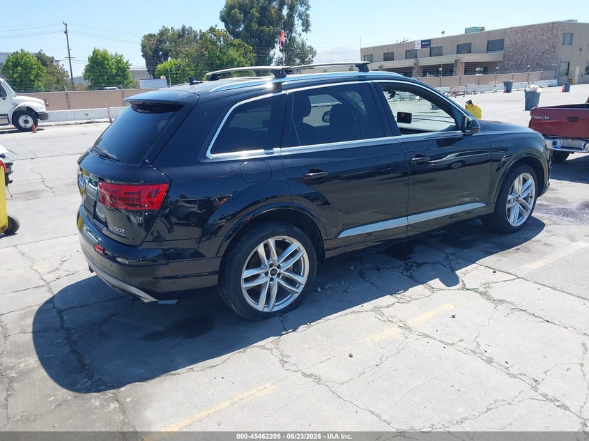 2018 Audi Q7 VIN WA1VAAF72JD029727 IAAI salvage auction — NORMAL WEAR, Clear - Dealer Only (California), sold $3,950 on 2026-07-29 (photo 4)