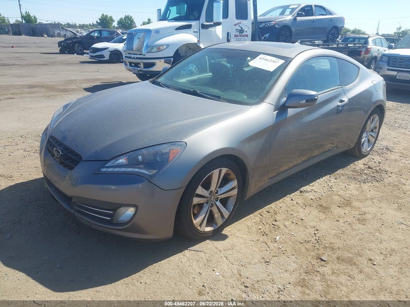 2011 Hyundai Genesis VIN KMHHU6KH2BU046014 IAAI salvage auction — NORMAL WEAR, Salvage Title - Dealer (California), sold $500 on 2026-07-29 (photo 2)