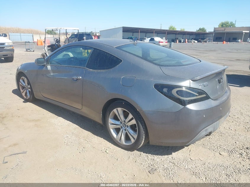 2011 Hyundai Genesis VIN KMHHU6KH2BU046014 IAAI salvage auction — NORMAL WEAR, Salvage Title - Dealer (California), sold $500 on 2026-07-29 (photo 3)
