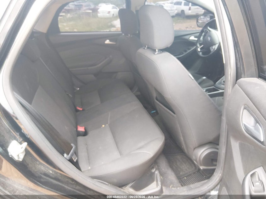2015 Ford Focus VIN 1FADP3FE2FL348266 IAAI salvage auction — HAIL, Clear (Missouri), sold $1,300 on 2026-08-03 (photo 8)