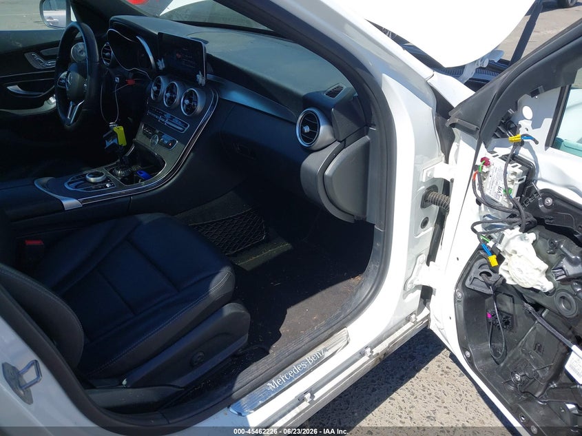 2020 Mercedes-benz C-klasse VIN WDDWF8EB7LR556149 IAAI salvage auction — FRONT END, Salvage Title, sold $7,475 on 2026-07-29 (photo 5)