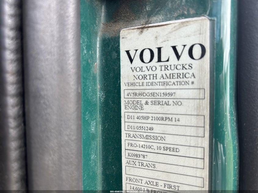 2014 Volvo VIN 4V5R99DG5EN159597 IAAI salvage auction — NORMAL WEAR, Clear (South Carolina), sold $2,650 on 2026-07-17 (photo 9)