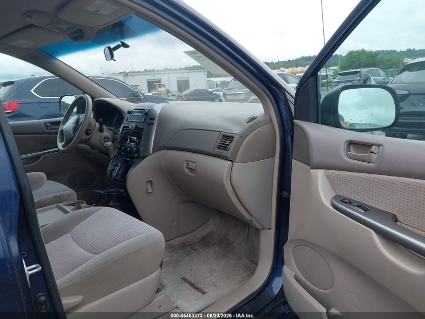 2006 Toyota Sienna VIN 5TDZA23C96S520807 IAAI salvage auction — NORMAL WEAR, Clear (Pennsylvania), sold $1,250 on 2026-07-17 (photo 5)