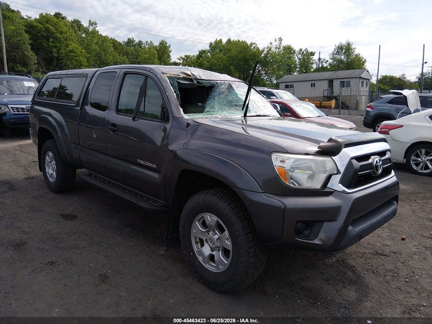 2014 Toyota Tacoma VIN 5TFUX4EN0EX029313 IAAI salvage auction — FRONT END, Salvage Title, sold $6,950 on 2026-07-14 (photo 1)
