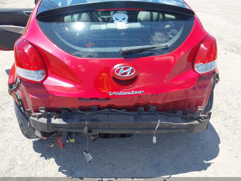 2013 Hyundai Veloster VIN KMHTC6AD7DU116945 IAAI salvage auction — REAR END, Salvage (Pennsylvania), sold $775 on 2026-07-07 (photo 6)