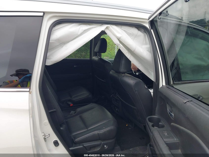 2019 Honda Pilot VIN 5FNYF6H07KB006018 IAAI salvage auction — SIDE, Salvage (Pennsylvania), sold $5,700 on 2026-07-10 (photo 8)