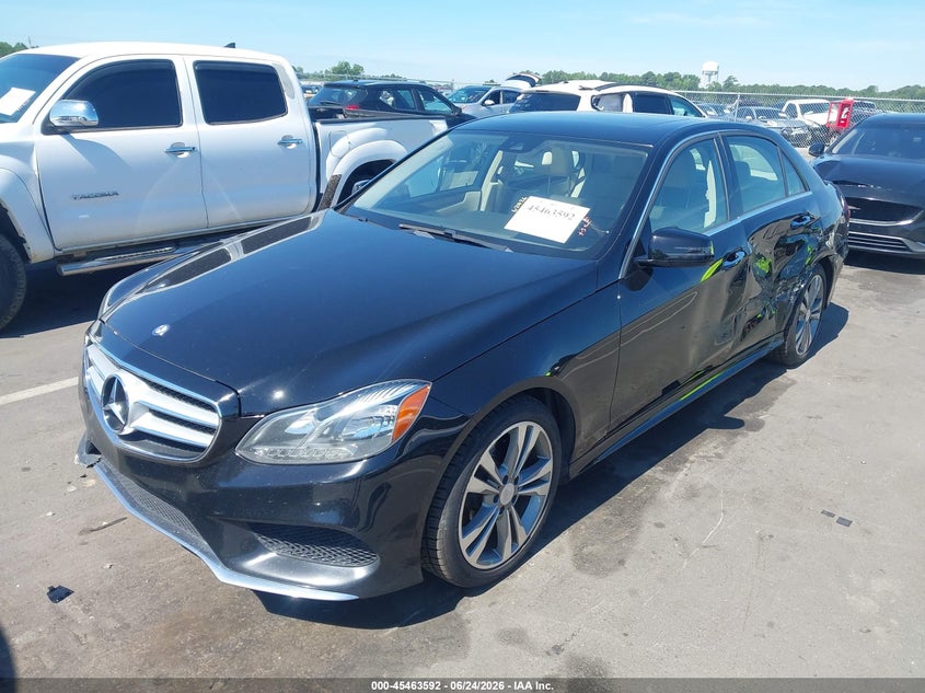 2014 Mercedes-benz E-klasse VIN WDDHF5KB0EB075439 IAAI salvage auction — LEFT SIDE, Salvage (North Carolina), sold $3,350 on 2026-07-15 (photo 2)