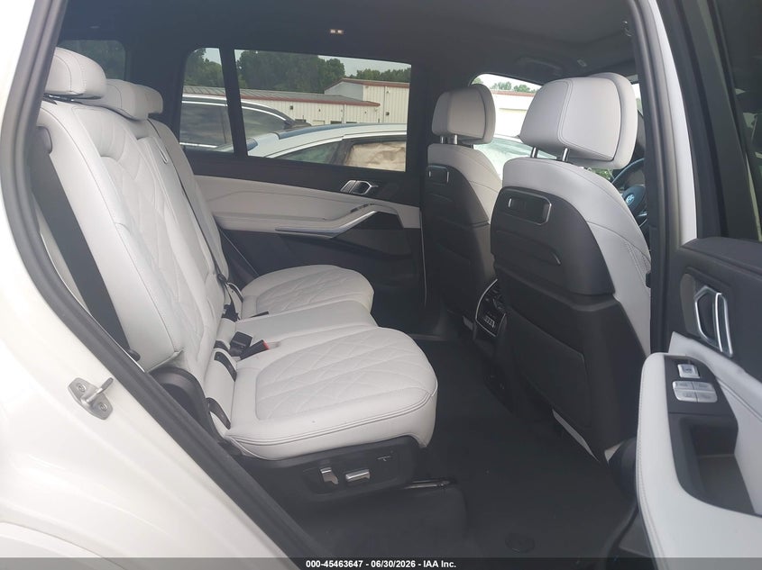 2023 BMW X7 VIN 5UX23EM05P9R61477 IAAI salvage auction — FRONT END, Salvage (North Carolina), sold $46,275 on 2026-07-20 (photo 8)