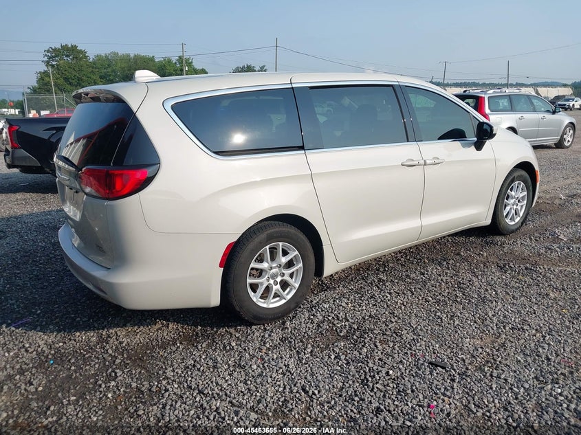 2017 Chrysler Pacifica VIN 2C4RC1DG9HR633593 IAAI salvage auction — FRONT END, Wait Title, sold $1,550 on 2026-09-12 (photo 4)