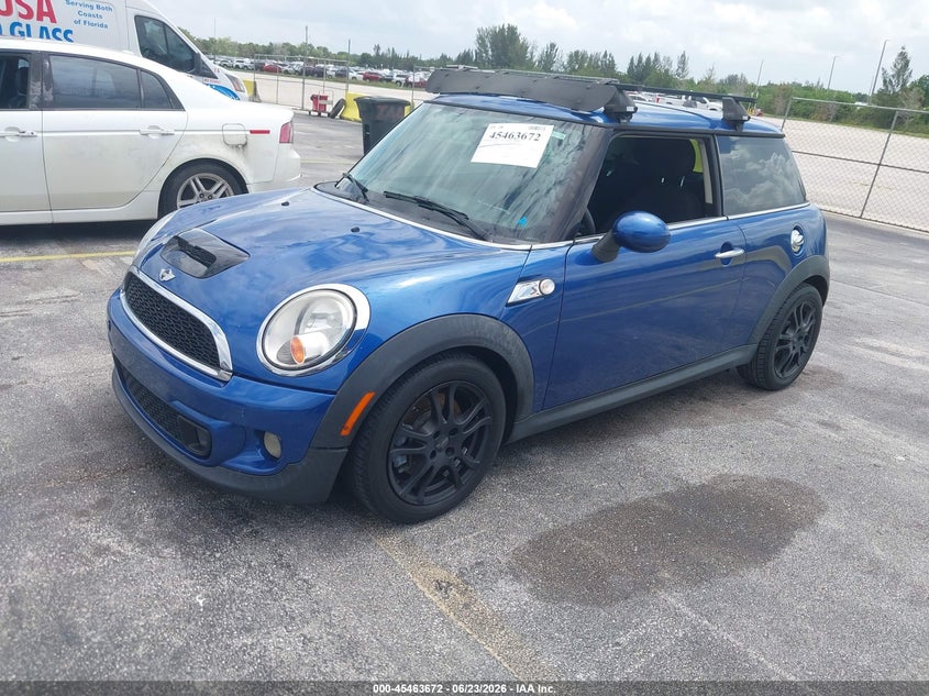 2013 Mini Hard top VIN WMWSV3C51DT391938 IAAI salvage auction — NORMAL WEAR, Clear (Florida), sold $775 on 2026-07-16 (photo 2)
