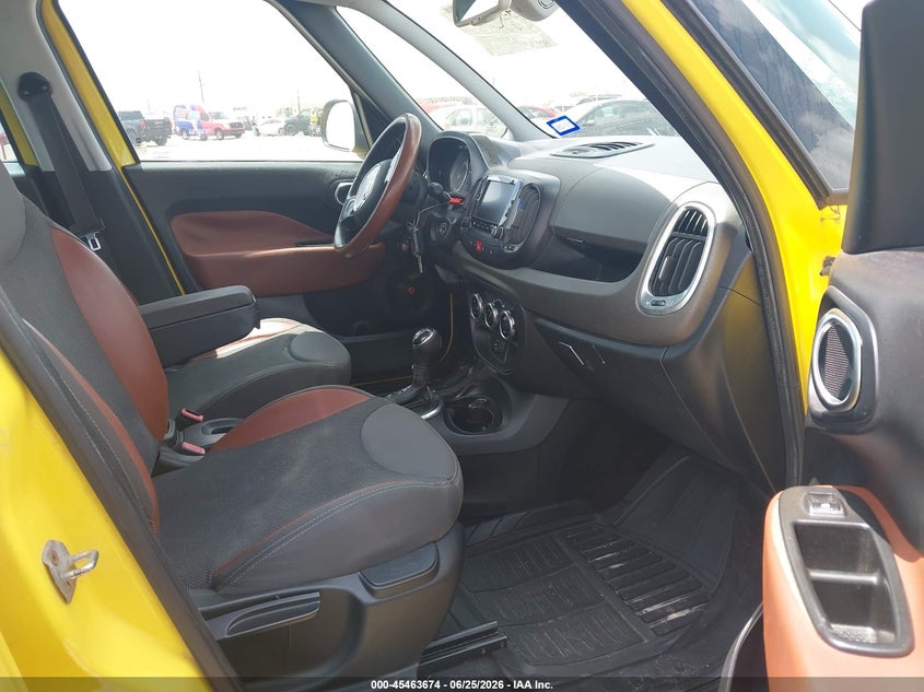 2014 Fiat 500l VIN ZFBCFADH6EZ018851 IAAI salvage auction — MECHANICAL, Original (Texas), sold $350 on 2026-07-29 (photo 5)