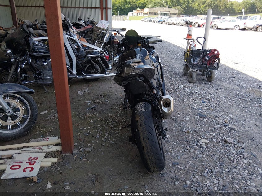 2024 Kawasaki Zx VIN ML5ZXCP12RDA28453 IAAI salvage auction — RIGHT SIDE, Salvage Title, sold $1,050 on 2026-07-21 (photo 6)